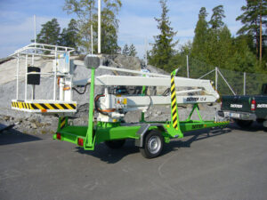 Henkilönostin Dexter 12A (lavakorkeus 9,9m)